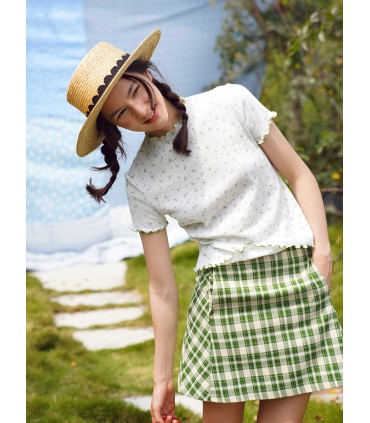 女の子にぴったりフィットする小さな花柄のフリンジ半袖Tシャツ