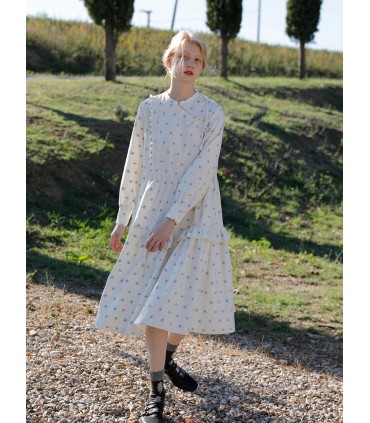 Abito lungo con colletto asimmetrico in pizzo 