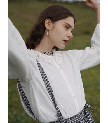 Camicia bianca a maniche lunghe jacquard con collo a doppio petalo 