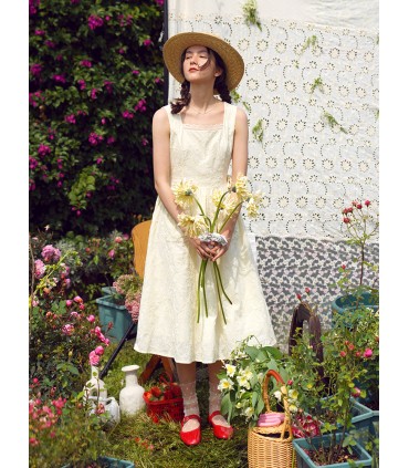 Üç boyutlu doku bej pastoral sundress