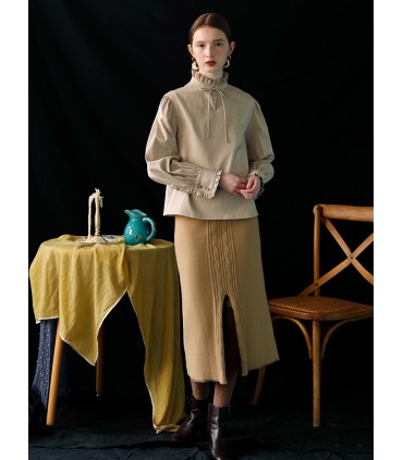 Blouse van brokaat met donkere kanten mouwen