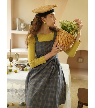 Enhalsad tunn långärmad T-shirt med bottenskjorta