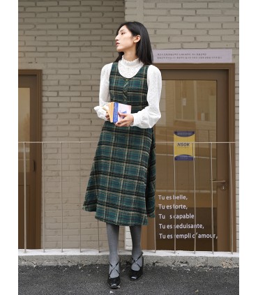Kemeja bahagian bawah turtleneck lengan renda klasik