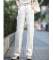 Luźne proste białe spodnie z szerokimi nogawkami 