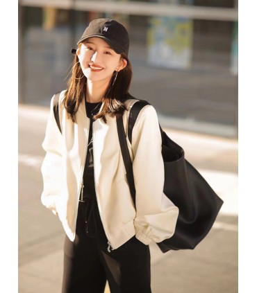Jaket Panda Hitam dan Putih Warna Kontras Reka Bentuk Besbol Uniform