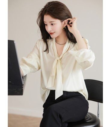 Camisa vitoriana Camisa elegante com fita 