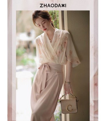 Áo sơ mi nghệ thuật thời trang mới 