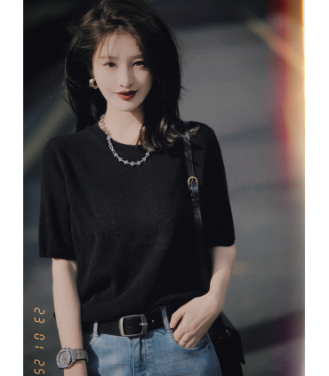 A mais recente saia reta solta 