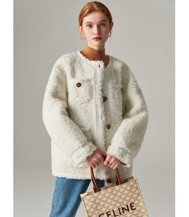 Korte damesjas met schapenschaar