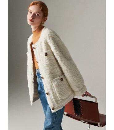 짧은 양털 깎기 여성 자켓