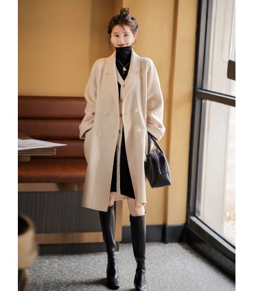 Loose and stylish windproof jacket 