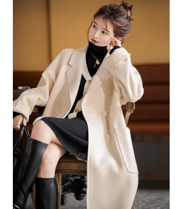 Giacca antivento ampia ed elegante 