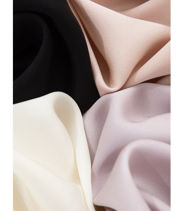 Tasarım anlayışıyla tüm maçlara uygun rahat üst 