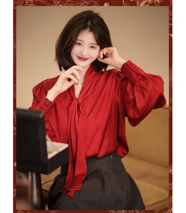 Loose fashion silk shirt