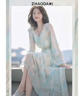 어제의 맑은 하늘—스커트 계열 루즈 버클 브이넥 셔츠