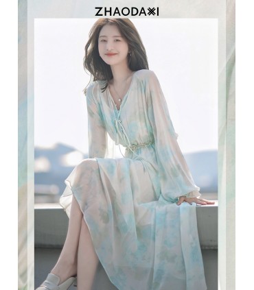 Ciel clair d'hier—Skirt Series Loose Buckle V-Neck Shirt