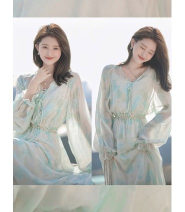 Langit Cerah Semalam—Skirt Siri Loose Buckle V-Neck Baju