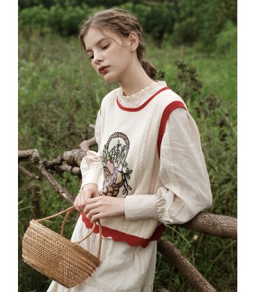 Leinen-Langarmhemd mit besticktem Spitzenkragen