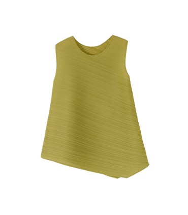 Loose silhouette and comfortable A-line vest top