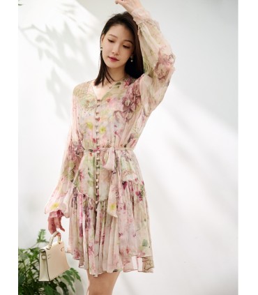 Robe à lacets en soie