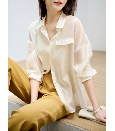 Chemise ample blanche protection solaire avec fausse poche 