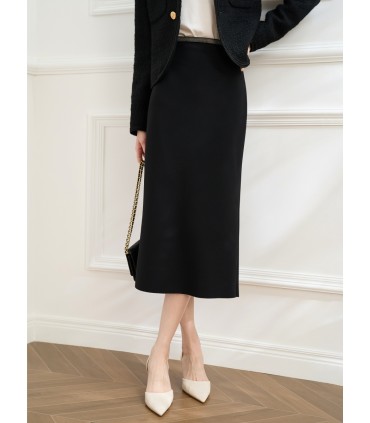 Hüftbetonter H-förmiger OL-Schlitzrock