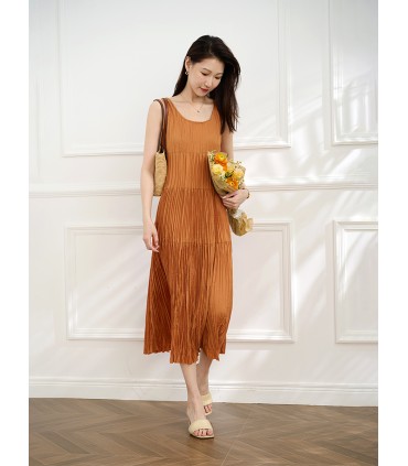 Pleated fabric vest long dress