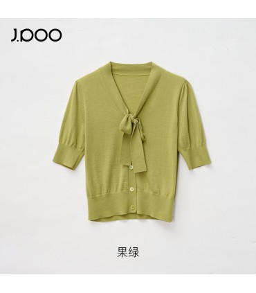 Top in maglia con colletto flottante in lana