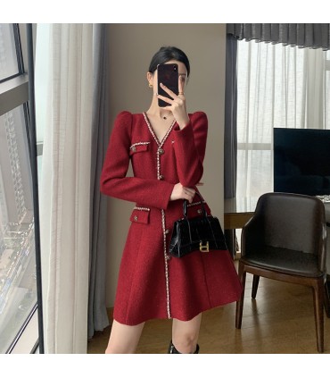 V领收腰订婚小香风短裙