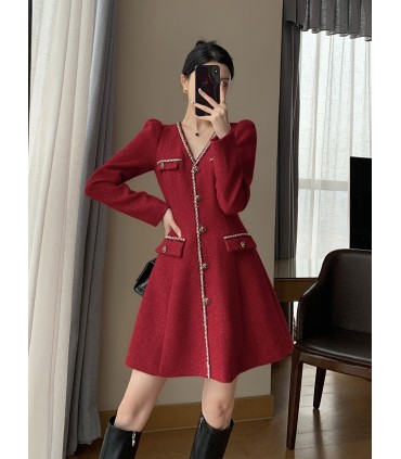 V领收腰订婚小香风短裙