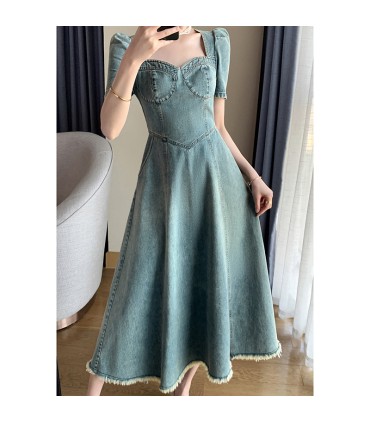 Jupe longue rétro à col carré 