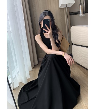 İşe gidip gelirken Kolsuz Hepburn Stili Atlet 