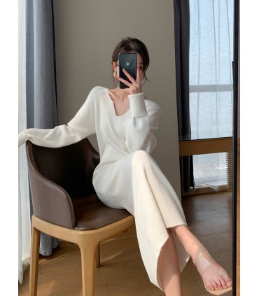 V领配大衣内搭打底裙