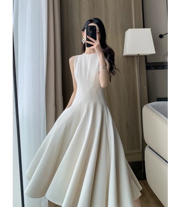 收腰通勤女神范长裙