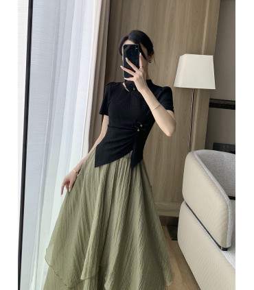 时尚百搭短袖上衣