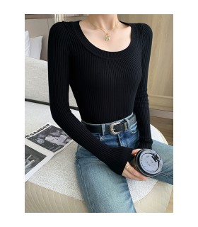 Top slim fit alla moda con fondo 