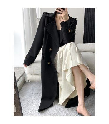 Mellanlång kappa i Hepburn-stil 