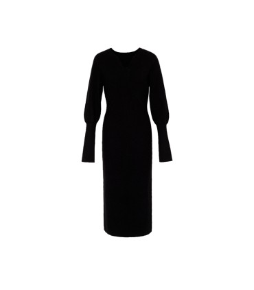 With coat and bottoming skirt 