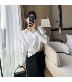 Versatile Commuting Long Sleeve Top 