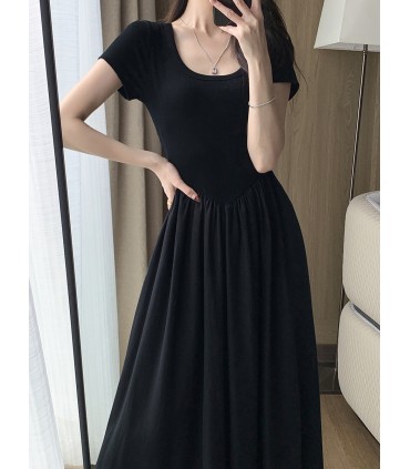 Drapierter langer Rock im Hepburn-Stil mit quadratischem Ausschnitt