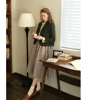 Delicate buckle short suit jacket 