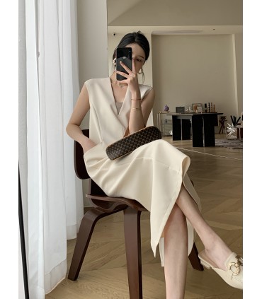 女神范V领通勤长裙