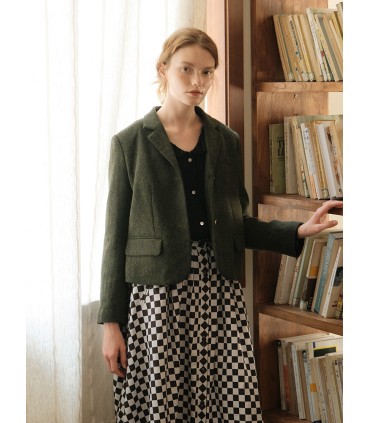 Delicate buckle short suit jacket 