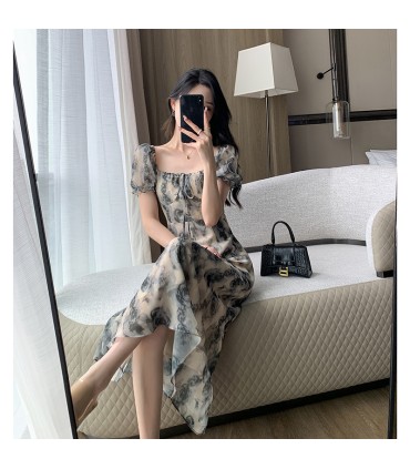 印花轻奢收腰方领长裙