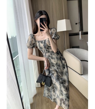 Skirt panjang leher persegi pinggang mewah ringan bercetak 