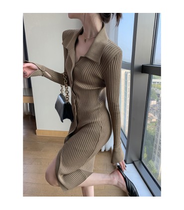 Slanktsiddende over-knæet nederdel i inderste lag 