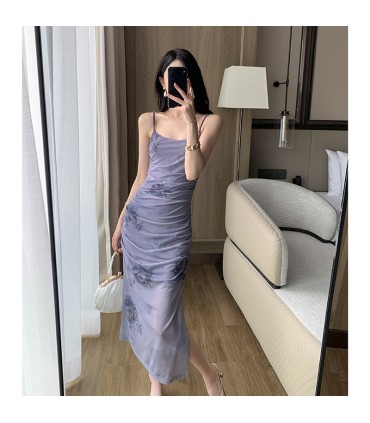 تنورة طويلة بتصميم ملكي مذهل 