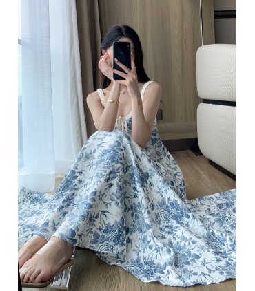 Длинная юбка в нежном стиле для перерыва на чай