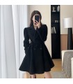 Jaket wol pendek gaya Hepburn