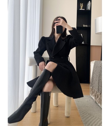 Áo khoác len ngắn kiểu Hepburn 